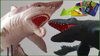 MOSASAURUS VS HELICOPRION WITH CLAY/PLASTILINA. Battle between prehistoric animals.