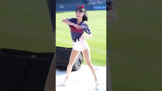 온몸쓸기댄스? 인사까지 완벽ㅋㅋ 최홍라 치어리더 Choi Hong-Ra Cheerleader