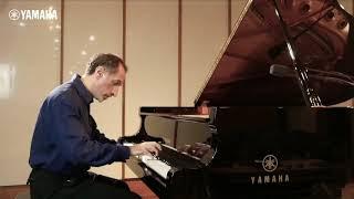 Alberto Firrincieli Yamaha Instructor - interview and performance (Mozart Sonata K. 279, first mov)