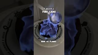 Kapoor’s Fire Cake !! Aapne dekha yeh video ??