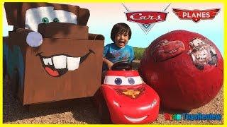 Disney Cars Toys GIANT EGG SURPRISE OPENING Lightning McQueen