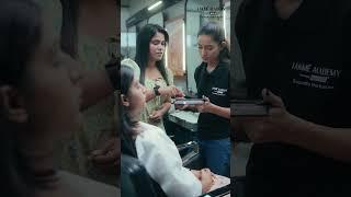Begin your journey for on-screen look transformations with Lakmē Academy Powered by Aptech.