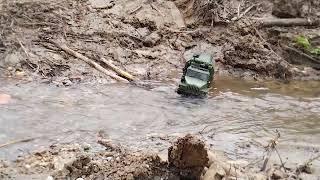 Rc Ural Radio Box river crossing action .. deep water