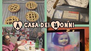 Dormiamo a casa dei nonni️/Auguri mamma/una piccola me...