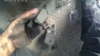 החלפת רפידות בלם אחורי למאזדה 5-mazda 5 rear brake pads replacement