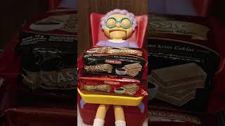 Slowly granny sleeping dont get her classic cream waffer