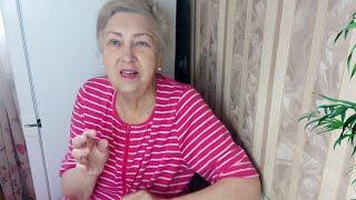 Вот так и живу.Скрепя сердце,потихоньку, стараюсь не унывать.