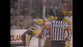 Lane Lambert vs Randy Cunneyworth NHL Dec 4/85