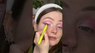 CRAZIEST EYELINER?!!  Have you tried it?? #makeuptutorial #eyeliner #beauty #makeup