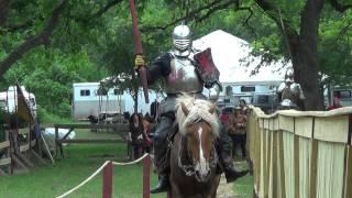 Jousting - 3rd Session, Charlie Andrews vs Ryan Saathoff, pass 3, Lysts on the Lake 2015