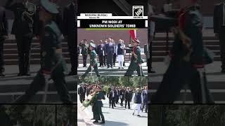 PM Modi lays wreath at the Tomb of the Unknown Soldiers in Moscow
