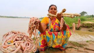 Fishing video | New Method | Fish Catching village lady from the River | lady catching fish in river