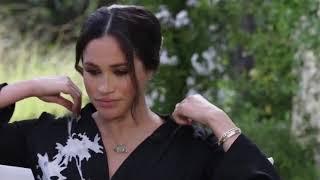 Bird poops on Meghan Markle