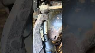 No school like the old school (how to separate a ball joint from the steering knuckle) #mechanic