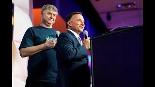 Michael J. Inserra introduces Martine Rothblatt at LSC Genius Gala 8