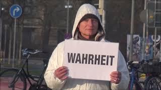 10.03.2025 Hannover. Die Schneemänner mit Würde, stehen für den Frieden und die Wahrheit. Prolog T 2