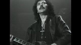 Black Sabbath - The Hand That Rocks The Cradle (Official HD Video)