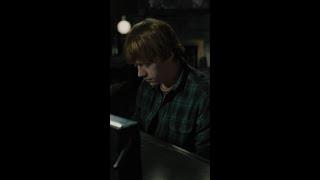 Hermione teaches Ron the piano #HarryPotter #HermioneGranger #RonWeasley