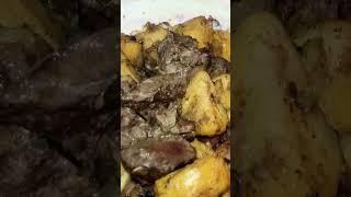 печень индейки с картошкой