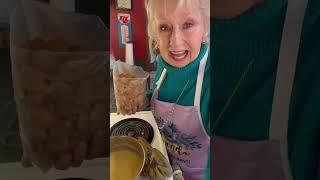 Old fashion Banana Pudding. Cooking with Brenda Gantt