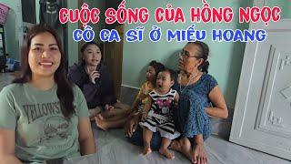 Bất ngờ trước cuộc sốn hiện tại của Hồng Ngọc cô ca sĩ ở miếu hoang