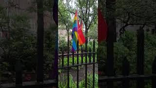садом в центре Нью Йорка