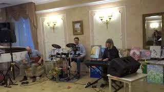 "In the Hall of the Mountain King"   Edvard Grieg 00010