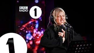 Hayley Williams - Don't Start Now (Dua Lipa cover) in the Live Lounge