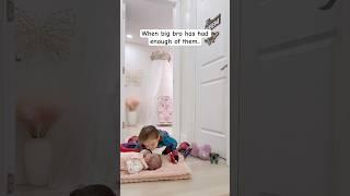 Kade’s kiss to baby sissy 