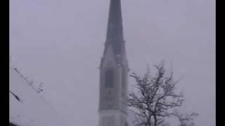 Vorläuten mit der großen Glocke der Pfarrkirche Schwanenstadt