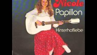 Nicole - Papillon