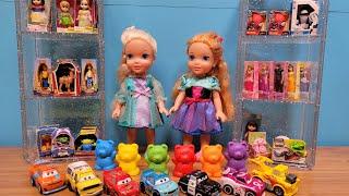 Shopping for Benjamin ! Elsa & Anna toddlers - toy store