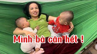 Chúng nó bỏ đi xem phim để tôi chông con hết các bác ạ !