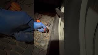 Jeep JK passenger side blend door actuator replacement...￼
