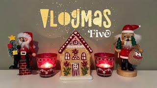 ️VLOGMAS FIVE | A Car Ride & Crocheting