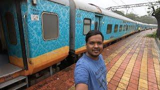 lingampally Indore Humsafar Express Train Journey | Pune to Surat