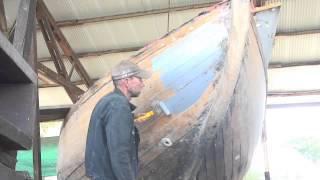 Wooden Boat Repair-Paint the hull