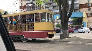 Последний звонок в праздничном трамвае,Одесса.