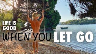 Swinging between STUNNING bays & Laura reaches TERRIFYING new heights! Sailing Lefkada • S4Ep16