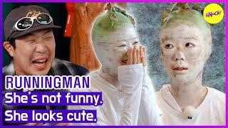 [RUNNINGMAN] She's not funny. She looks cute. (ENGSUB)