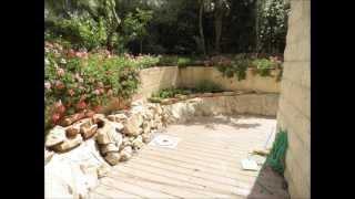 Beautiful renovated garden apartment in the heart of Old Katamon