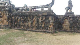 Elephant Matching Terrace Beyond The Bayon Temple