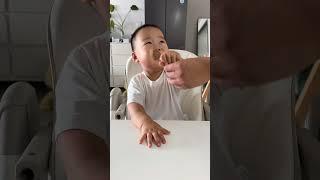 完了这次真惹哭了 #萌娃搞笑日常 #小吃货美食挑战 #人类幼崽 #小吃货