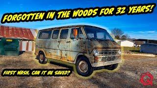 First Wash In 32 Years! Abandoned In The Woods, Can This Van's Paint Be Saved? Ford Super Van VGG!