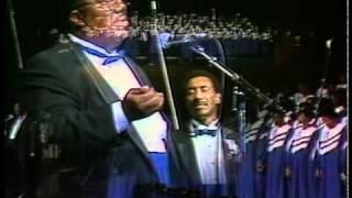 The Mississippi Mass Choir - The Birds