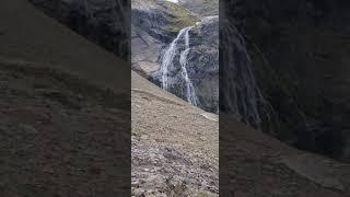 tuneles de hielo chubut cerró la torta.