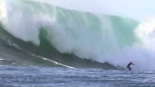 BIGGEST WAVE OF THE YEAR!!  AZHIAZIAM.com Paddle in of the year.