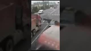 professional master truck driver  ( great maneuver ) #truck #driver #truckdriver #master #miracle