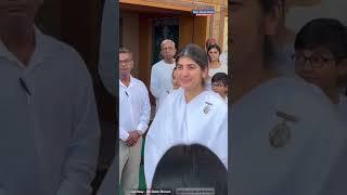 BK Sister Shivani Meeting Spiritual Family  #bkshivani #brahmakumaris #shorts