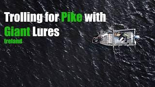 Trolling Big Lures for Big Pike - 32cm Line Thru Roach Savage gear